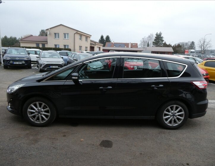 Ford S-MAX MPV 2,0 l 110 kw