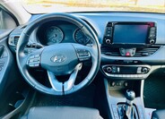 Hyundai i30 4