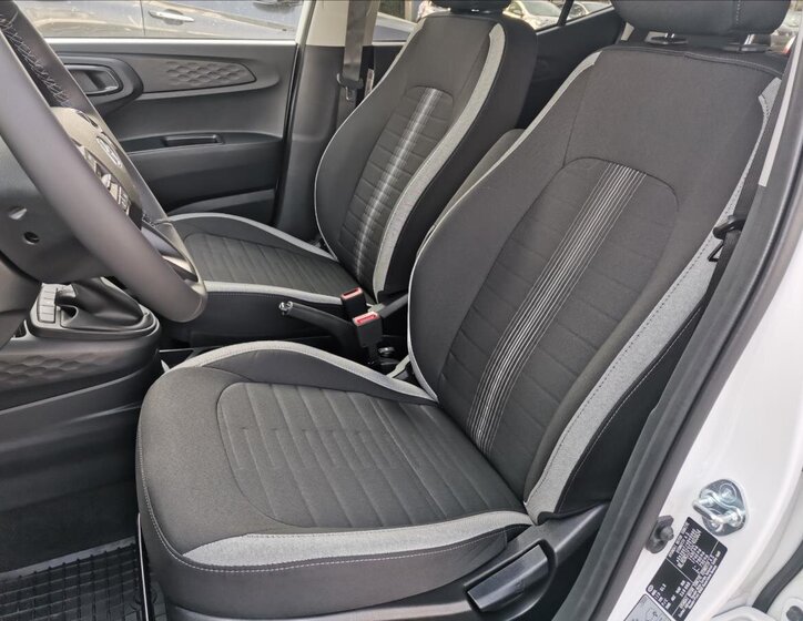 Hyundai i10 Hatchback 1,2 l 57 kw