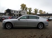BMW Řada 7 Sedan 3,0 l 195 kw
