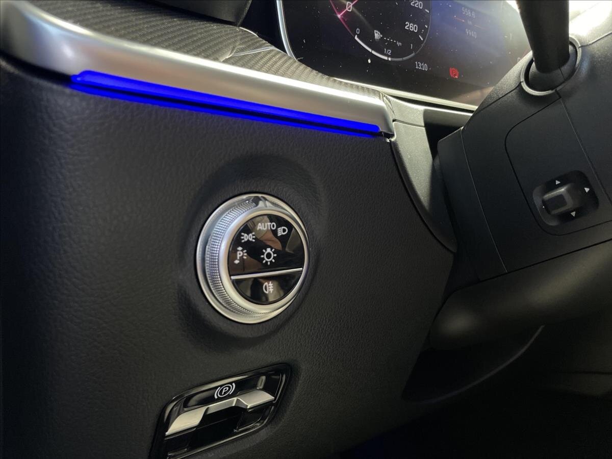 Mercedes-Benz Třídy C Sedan 1,5 l 150 kw