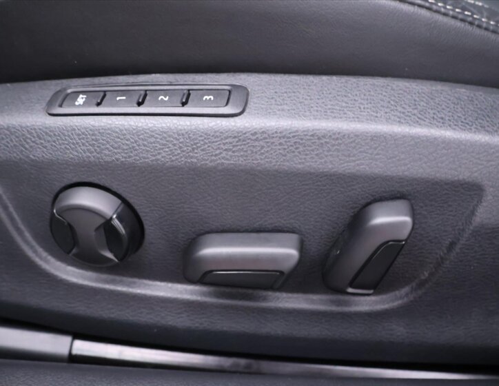 Škoda Superb Kombi 2,0 l 110 kw