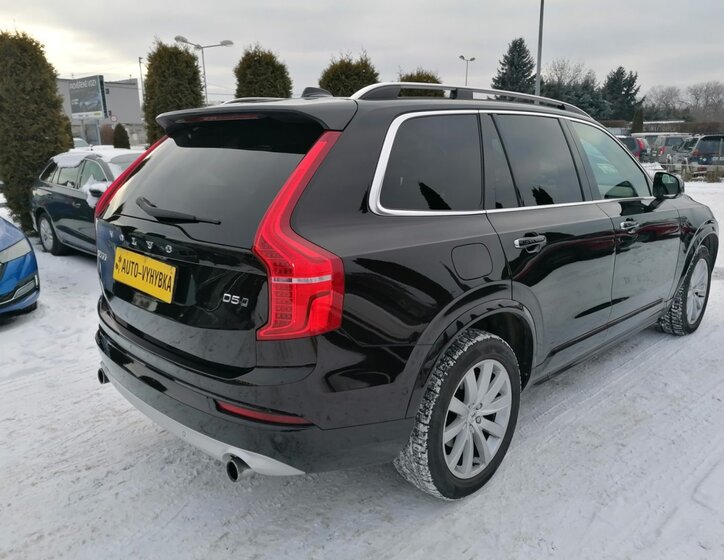 Volvo XC90 Kombi 2,0 l 165 kw