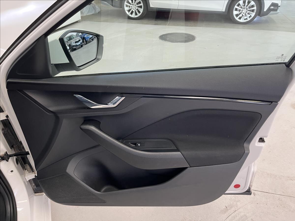 Škoda Scala Hatchback 1,6 l 85 kw