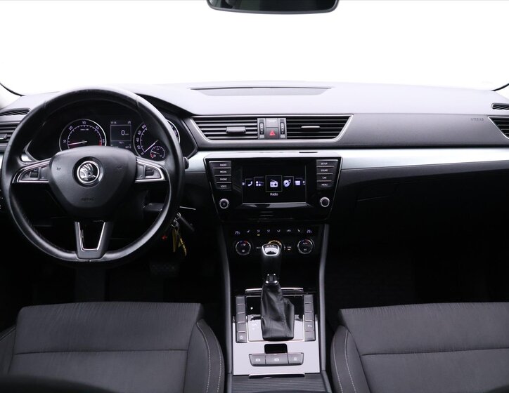 Škoda Superb Sedan / Limuzína 2,0 l 110 kw