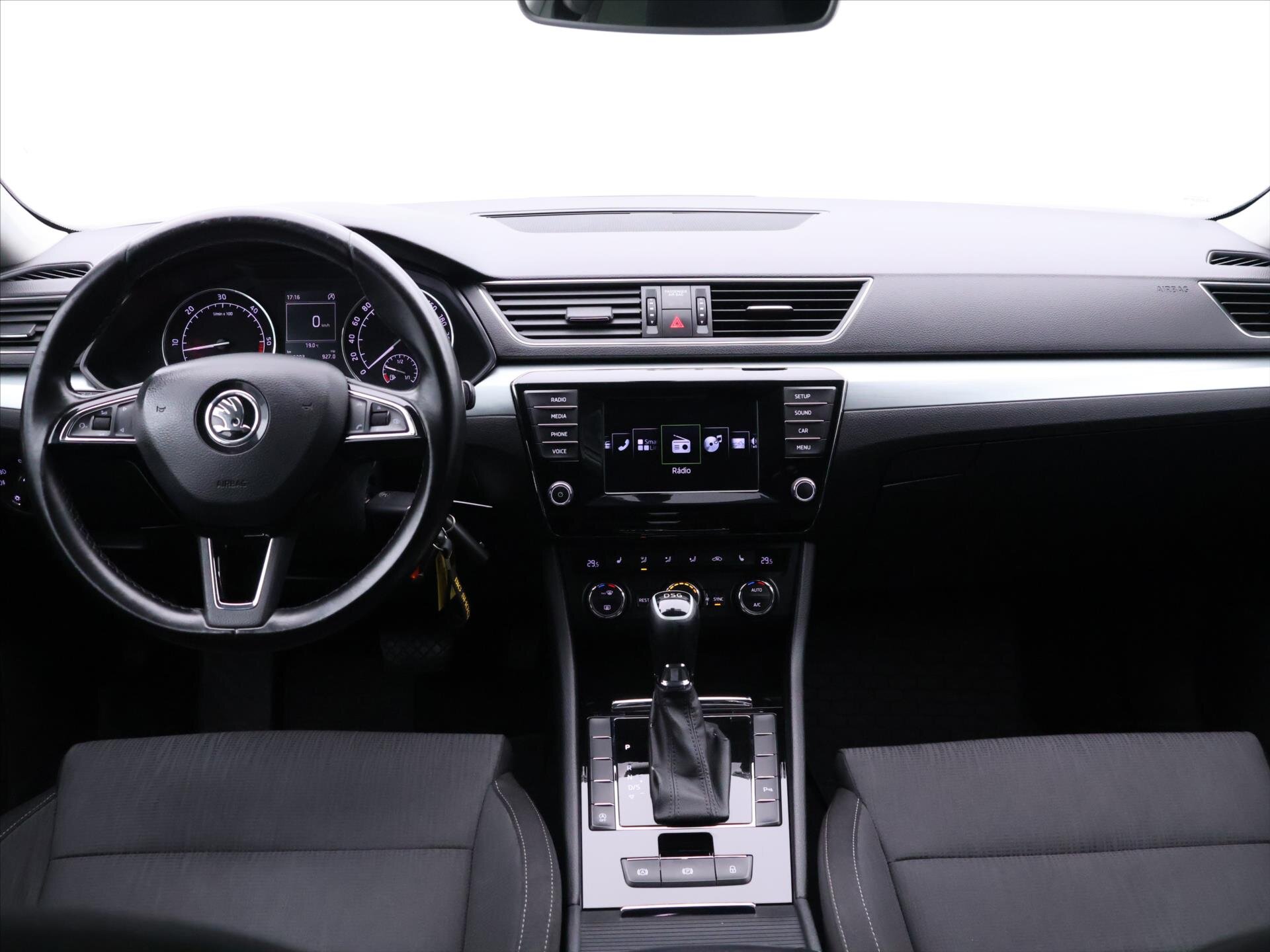 Škoda Superb Sedan / Limuzína 2,0 l 110 kw