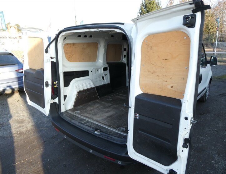 Fiat Dobló cargo Pick-up 1,4 l 88 kw