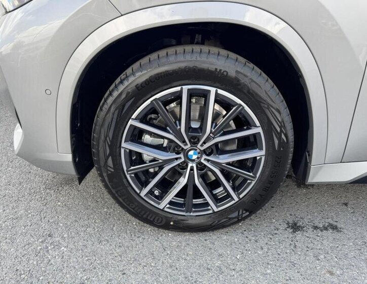 BMW X1 SUV 1,5 l 125 kw