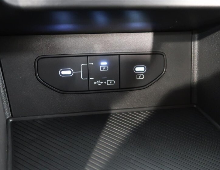 KIA Sportage SUV 1,6 l 110 kw