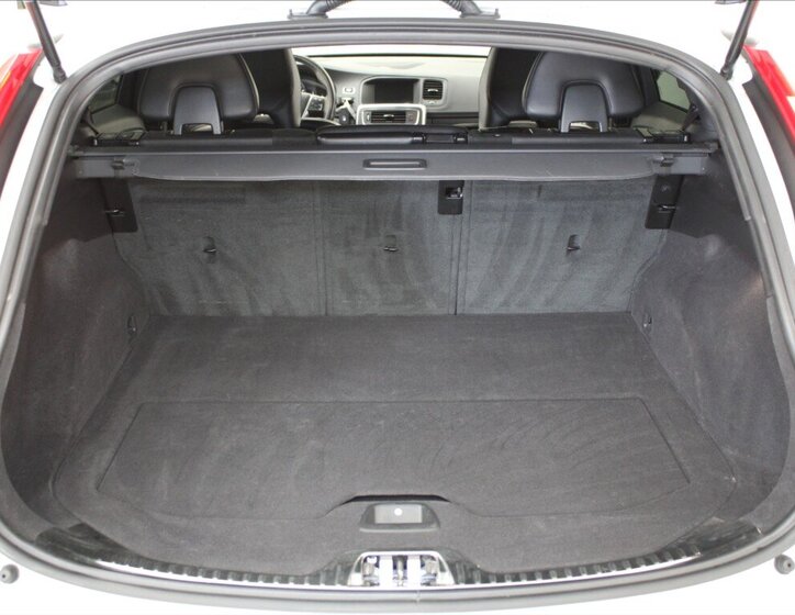 Volvo V60 Kombi 2,0 l 270 kw