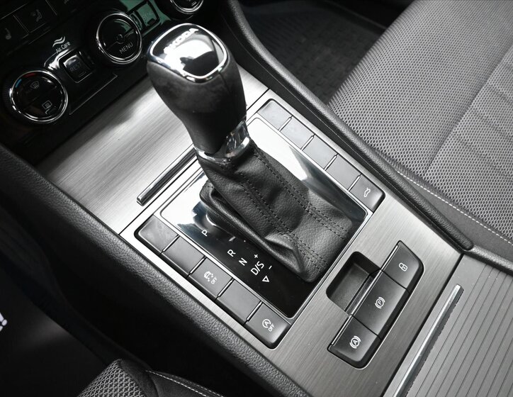 Škoda Superb Kombi 2,0 l 147 kw