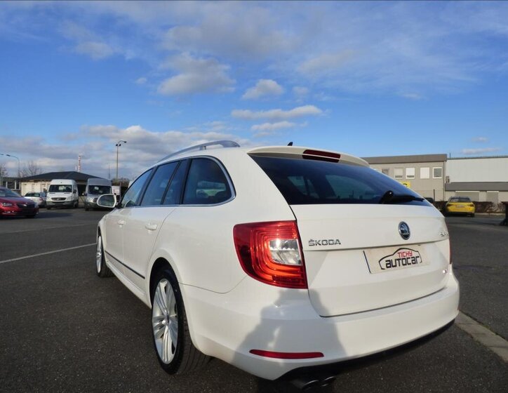 Škoda Superb Kombi 2,0 l 125 kw