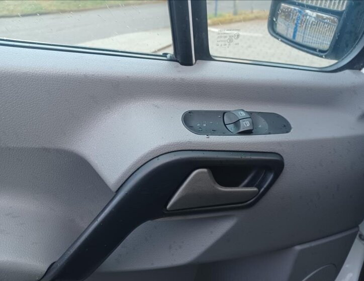 Mercedes-Benz Sprinter 9