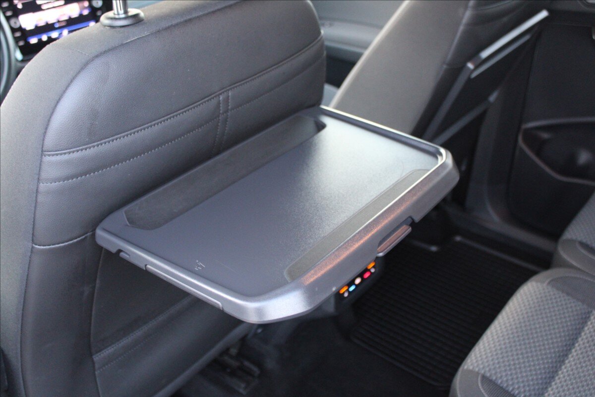 Volkswagen Touran MPV 1,5 l 110 kw