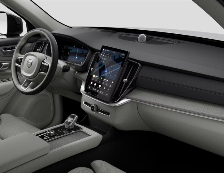 Volvo XC90 SUV / Terénní 2,0 l 335 kw