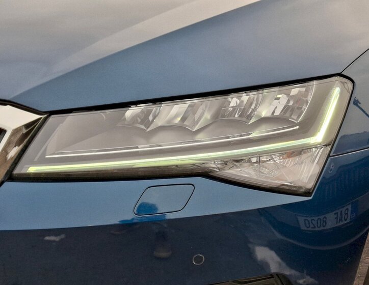 Škoda Superb Liftback 1,5 l 110 kw