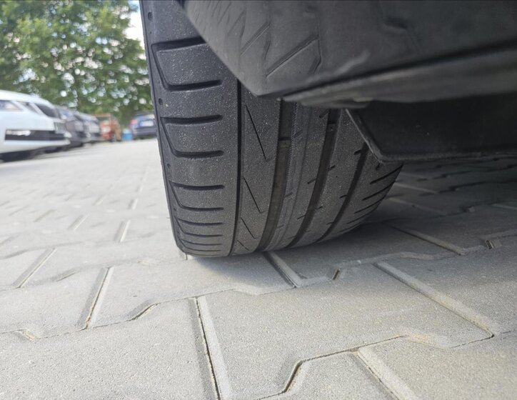 Volkswagen Golf Kombi 2,0 l 110 kw