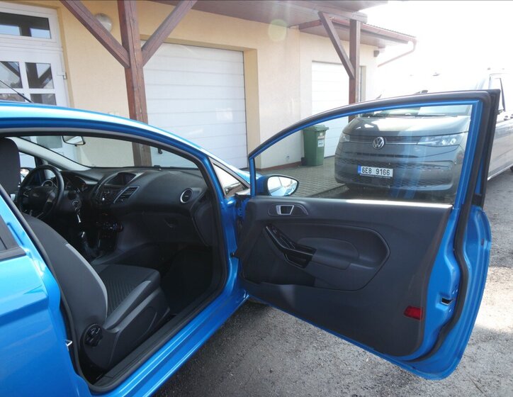 Ford Fiesta Hatchback 998,0 59 kw