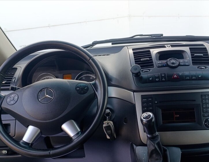 Mercedes-Benz Viano MPV 3,0 l 165 kw