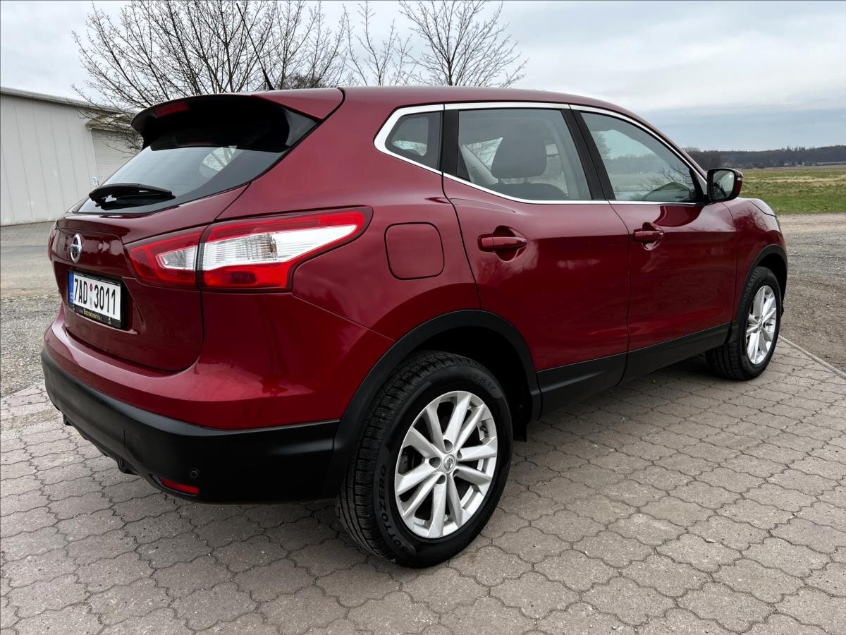 Nissan Qashqai SUV / Terénní 1,2 l 85 kw