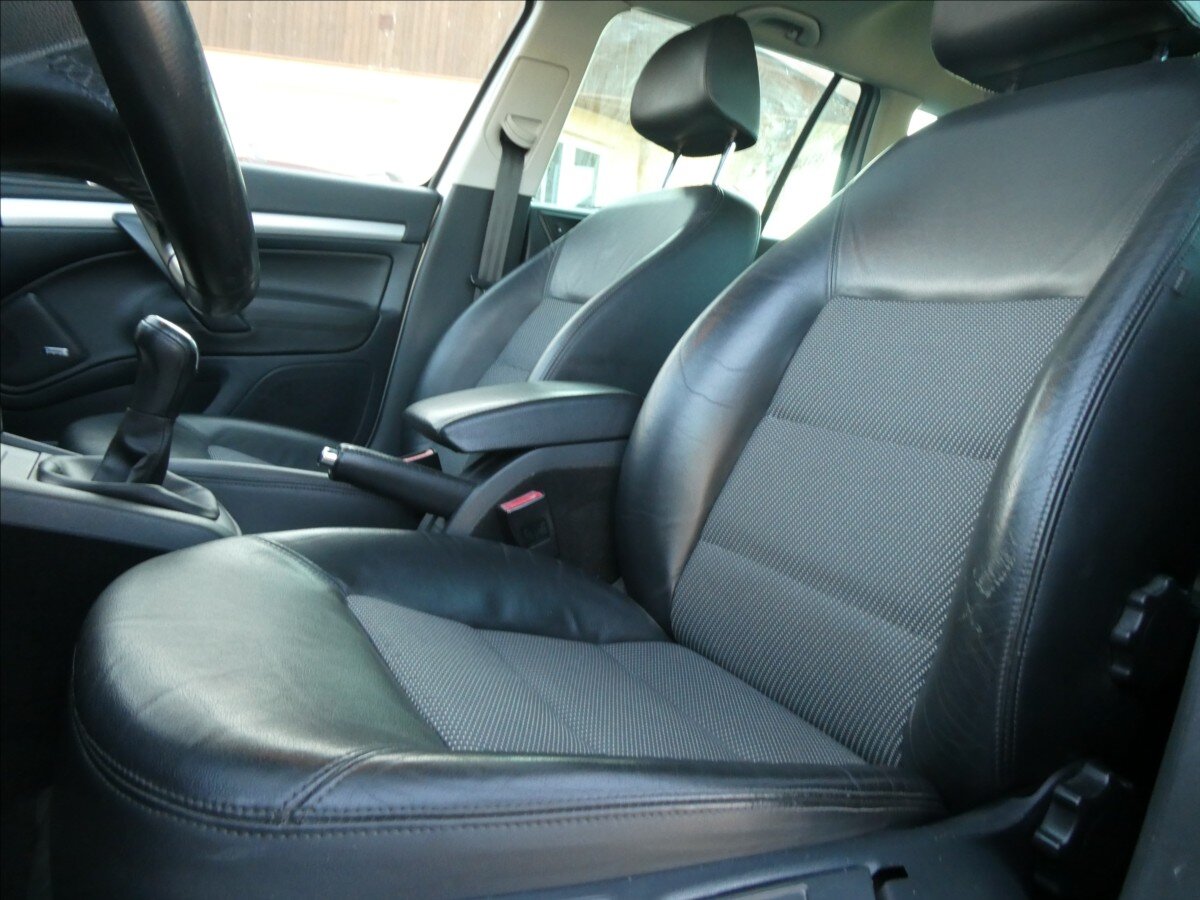 Škoda Octavia Kombi 2,0 l 103 kw