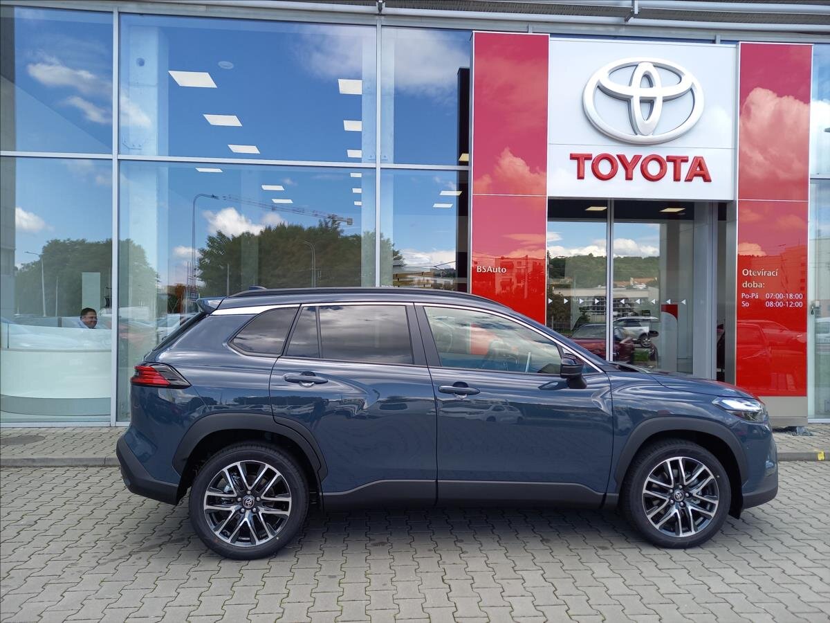 Toyota Corolla Cross SUV 2,0 l 131 kw
