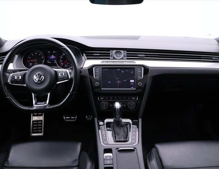 Volkswagen Passat Kombi 2,0 l 206 kw