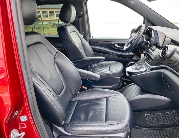 Mercedes-Benz Třídy V MPV 2,0 l 176 kw