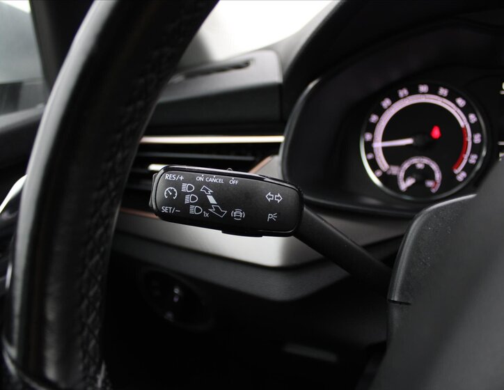 Škoda Scala Hatchback 1,6 l 85 kw