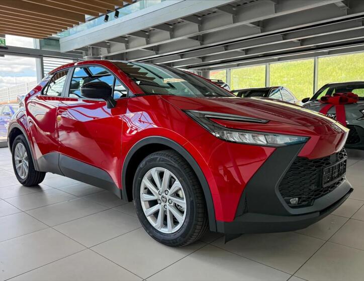 Toyota C-HR 1