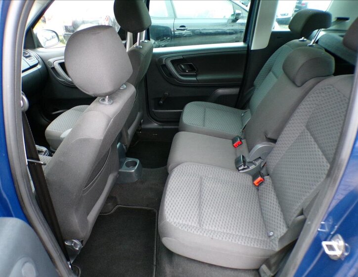 Škoda Roomster 16