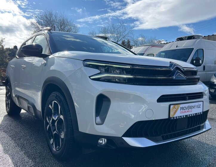 Citroën C5 Aircross SUV 1,6 l 133 kw