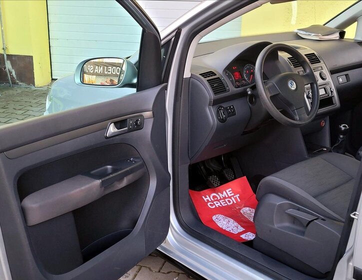 Volkswagen Touran MPV 1,9 l 77 kw