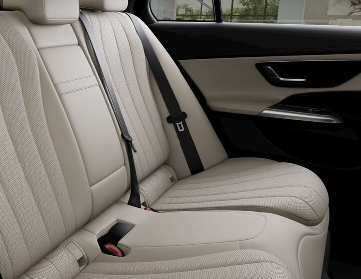 Mercedes-Benz Třídy E Sedan 2,0 l 162 kw