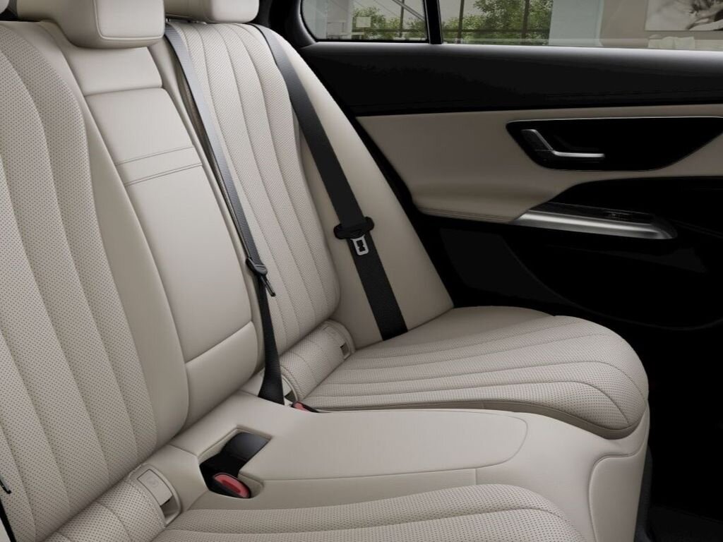 Mercedes-Benz Třídy E Sedan 2,0 l 162 kw