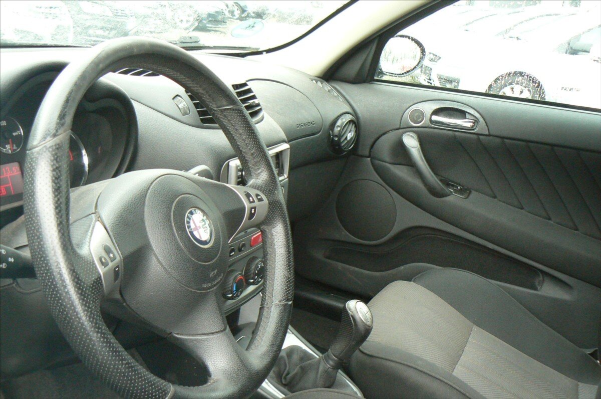Alfa Romeo 147
