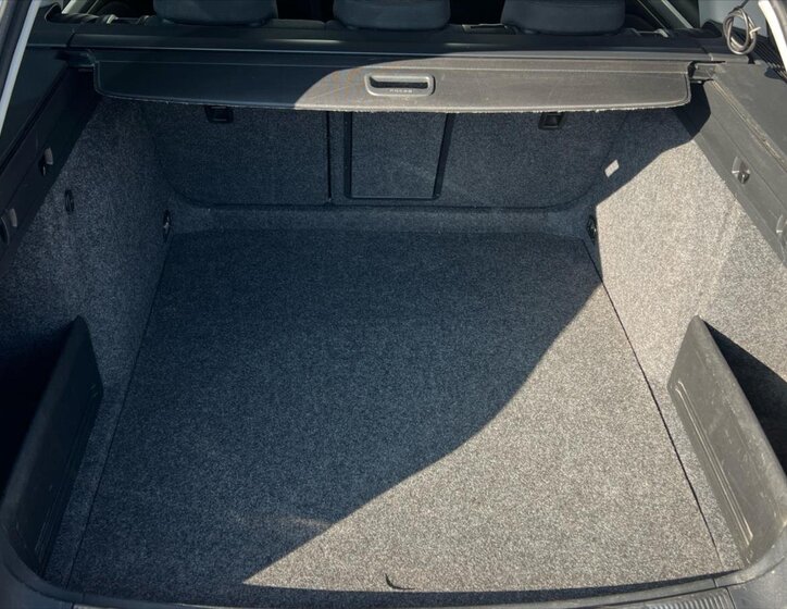 Škoda Superb Kombi 2,0 l 103 kw