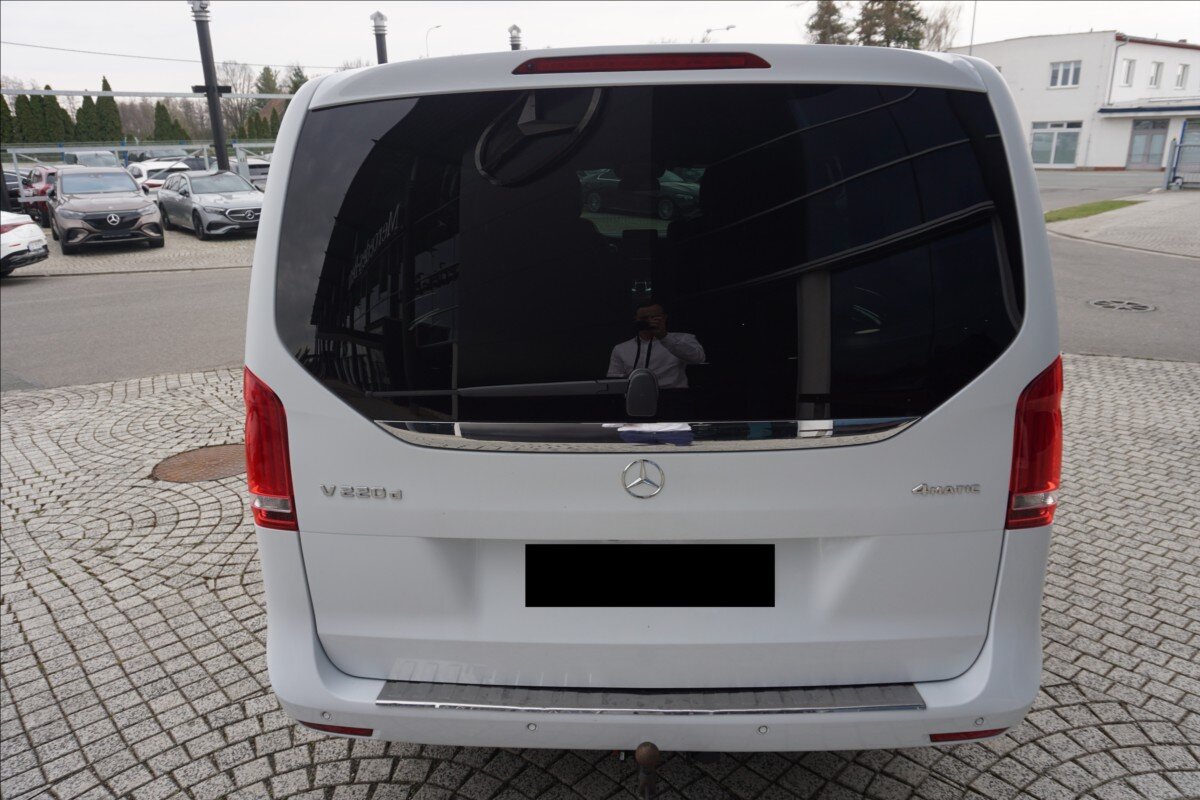 Mercedes-Benz Třídy V VAN / Minibus 2,1 l 120 kw