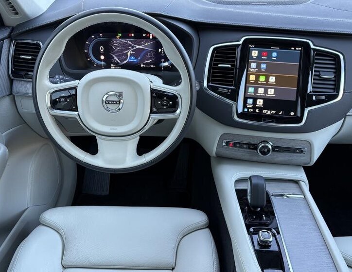 Volvo XC90 SUV 2,0 l 173 kw