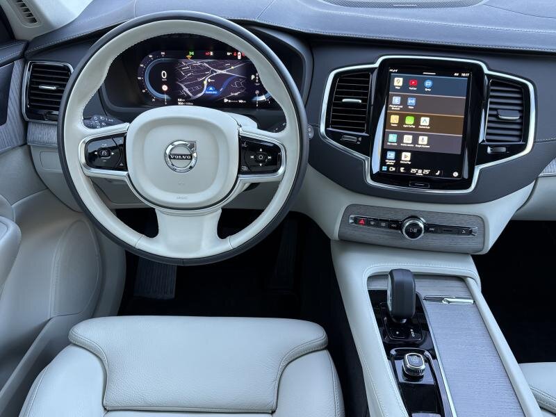 Volvo XC90 SUV 2,0 l 173 kw