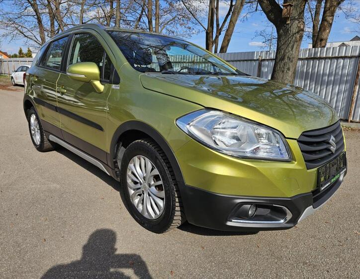 Suzuki SX4 S-Cross 8