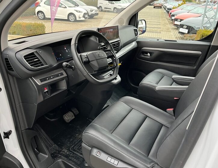 Toyota ProAce Verso 14