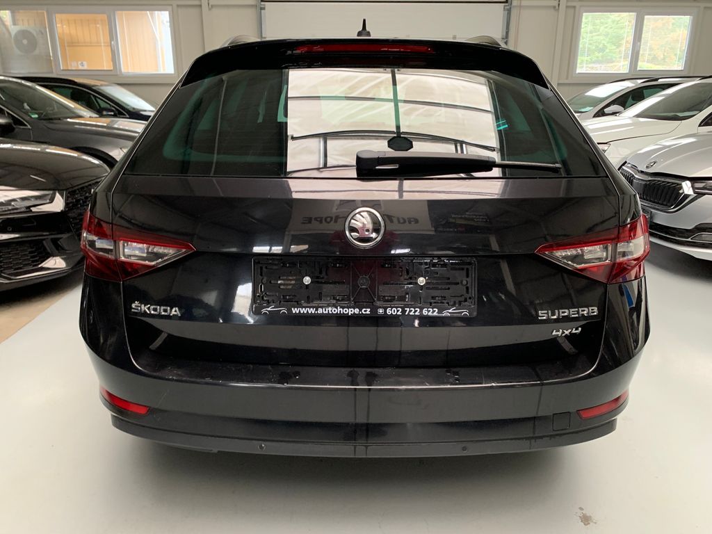 Škoda Superb