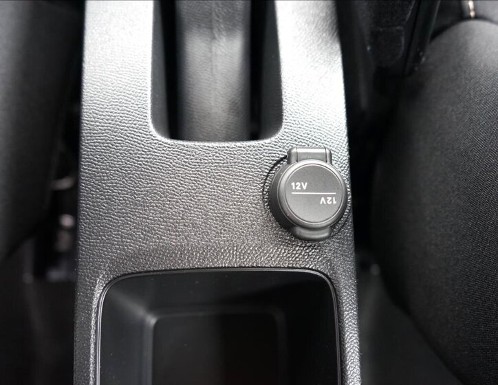 Citroën C3 Aircross SUV / Terénní 1,2 l 74 kw