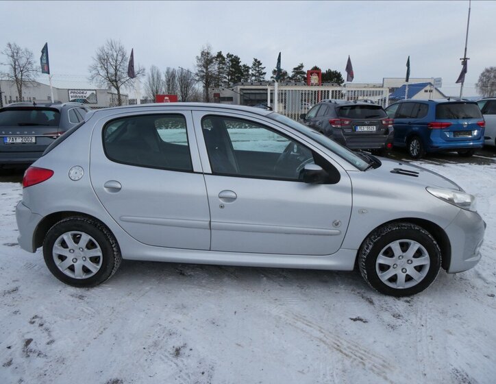 Peugeot 206 Hatchback 1,1 l 44 kw