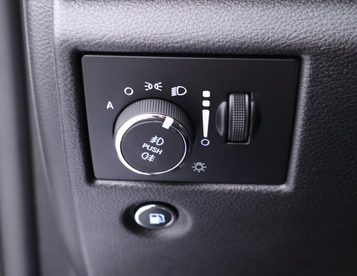 Jeep Grand Cherokee 20