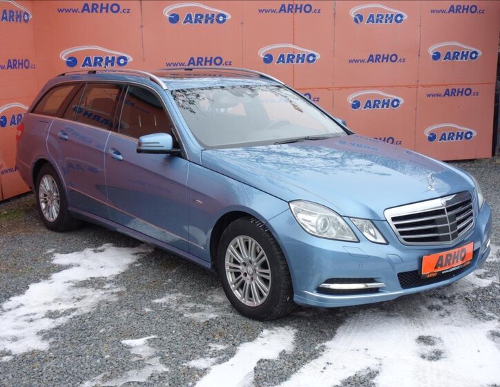 Mercedes-Benz Třídy E Kombi 3,0 l 195 kw
