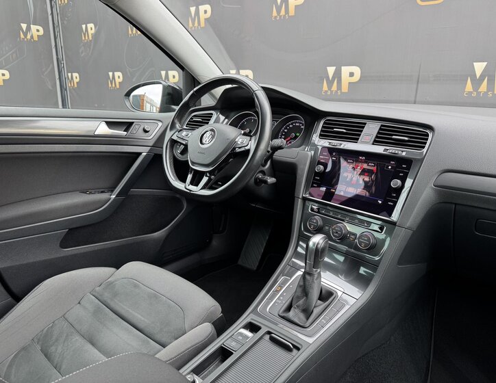 Volkswagen Golf Kombi 1,6 l 85 kw