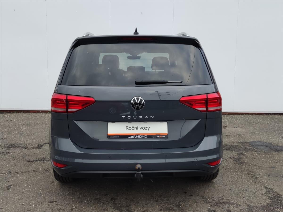 Volkswagen Touran MPV 1,5 l 110 kw