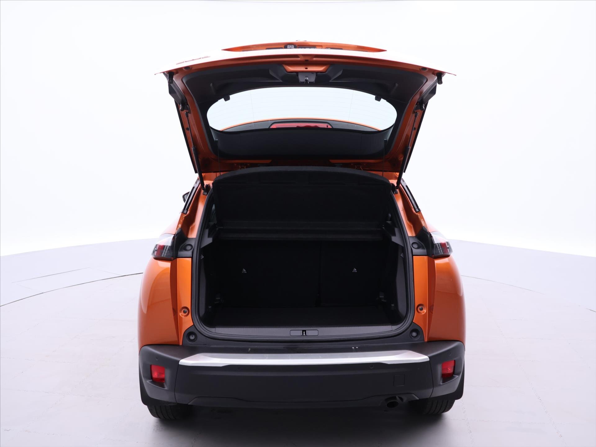 Peugeot 2008 SUV / Terénní 1,2 l 74 kw